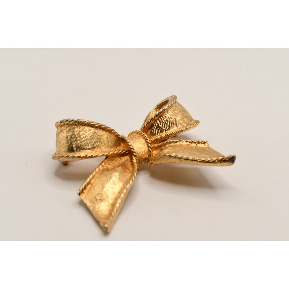 Vintage Gay Boyer Gold Tone Bow Brooch Textured Ribbon Signed - Picture 7 of 11